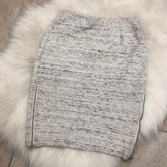 Aritzia Wilfred Pencil Skirt